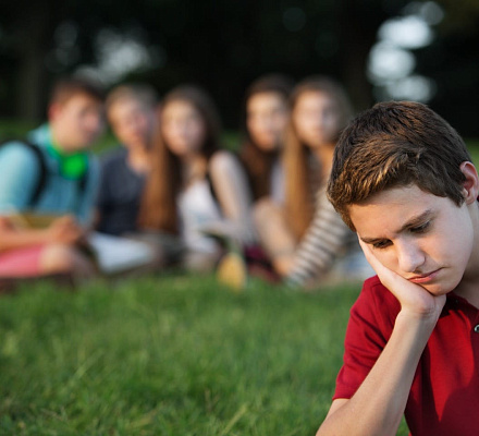 Почему же подростки уходят из Церкви