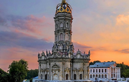 Iglesia del Signo de la Santísima Virgen María en Dubrovitsy