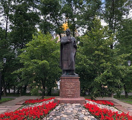 Памятник князю Александру Невскому в Петрозаводске