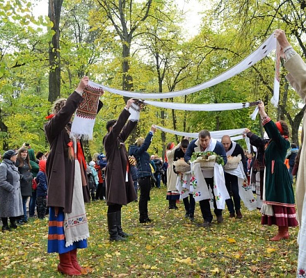 14 октября: Покров Пресвятой Богородицы. Традиции праздника