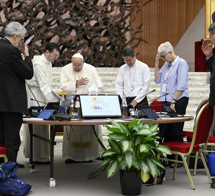 Se invita a los católicos a "adoptar" en la oración a los miembros del Sínodo sobre la Sinodalidad