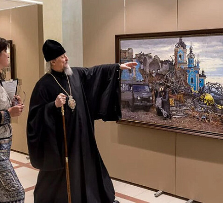 В Белгородском художественном музее открыли выставку «Герои нашего времени»