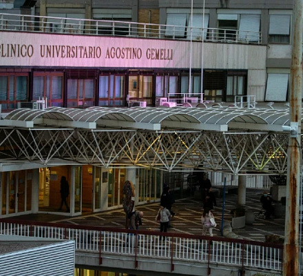 LIVE UPDATES: Vatican confirms Pope Francis met officials, prays for peace in Angelus message