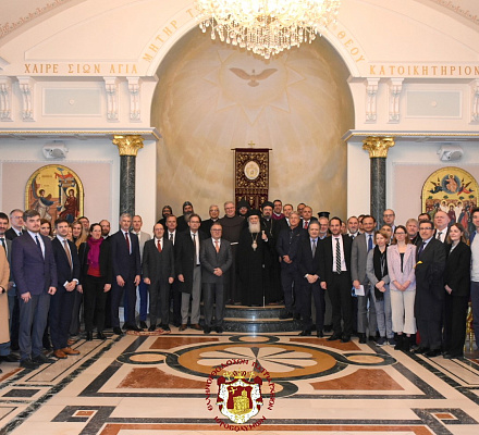 ГЛАВЫ ХРИСТИАНСКИХ ЦЕРКВЕЙ В ИЕРУСАЛИМЕ ВСТРЕТИЛИСЬ С ДИПЛОМАТИЧЕСКИМИ ДЕЛЕГАЦИЯМИ ПО ПОВОДУ ВЫЗОВОВ, СТОЯЩИХ ПЕРЕД ХРИСТИАНАМИ НА СВЯТОЙ ЗЕМЛЕ