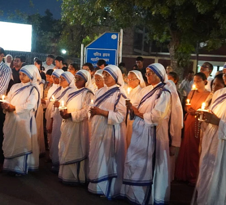 Христиане сталкиваются с произвольными арестами и грубыми нарушениями религиозной свободы в Индии
