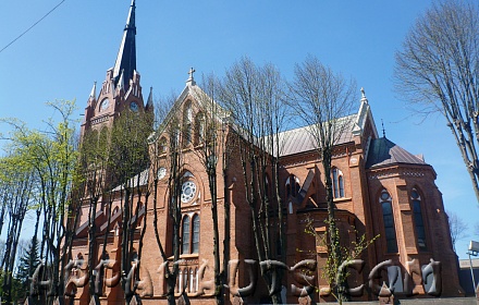 Iglesia de la Asunción de la Santísima Virgen María en Palanga