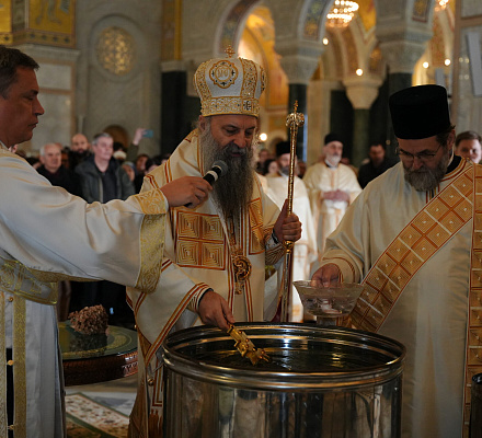 Патриарх Порфирий на Крещение: Давайте будем справедливее и будем лучше