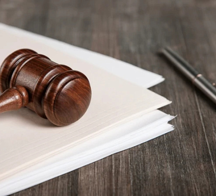 Judge blocks Trump’s pause on refugee admissions 