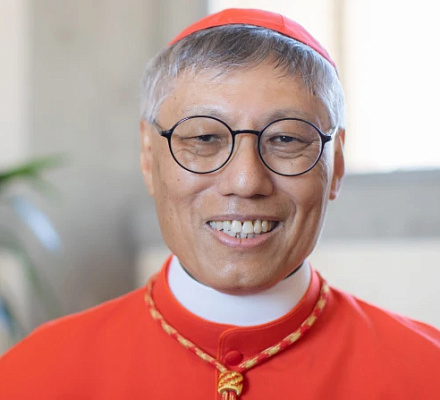 Cardinal Chow in tears during prayer for Pope Francis at China’s Sheshan basilica