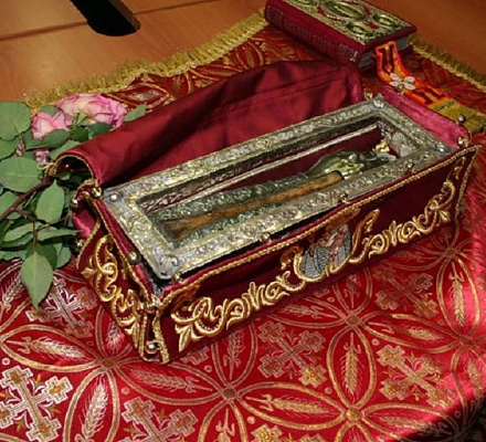 La mano destra di San Spiridione di Trimifunsky arriverà dalla Grecia alla Russia