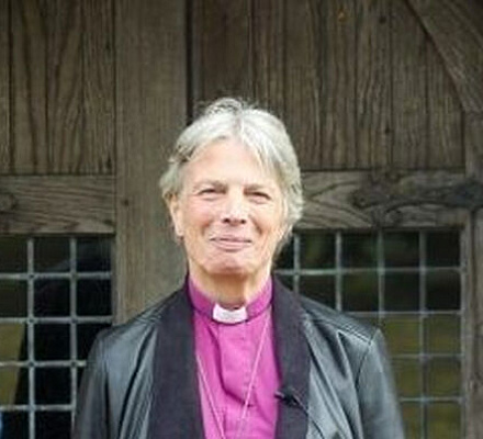 Новым англиканским архиепископом Уэльса стала открытая лесбиянка