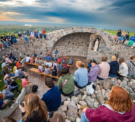 ACTUALIZACIÓN: Las universidades con fuerte identidad católica registran un récord de matriculaciones en otoño de 2024