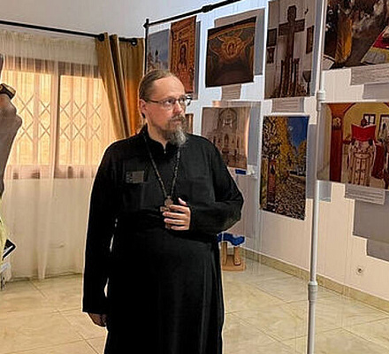 В Гвинее открылась фотовыставка «Мир Русского Православия»