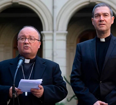 Sodality of Christian Life signs its official dissolution decree