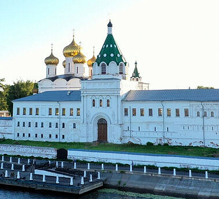 Президент России подписал указ о праздновании 700-летия Ипатьевского монастыря
