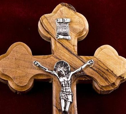 Какие формы нательного креста приемлемы в православии