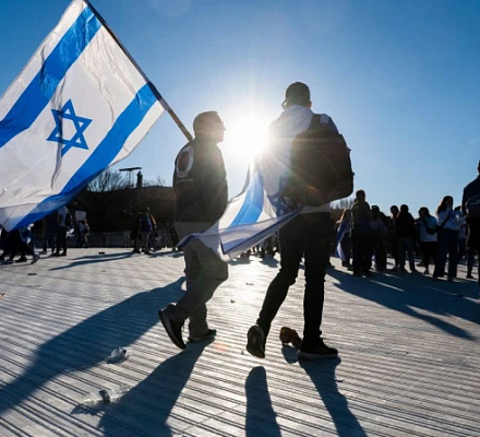 Los obispos de EE.UU. y un grupo de defensa de los judíos publican una guía católica para combatir el antisemitismo