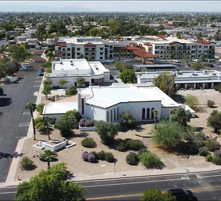 Los campus parroquiales "multigeneracionales" llegan a Phoenix con nuevas residencias para mayores