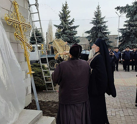 В Мелитополе освящен крест часовни в честь погибших сотрудников МВД