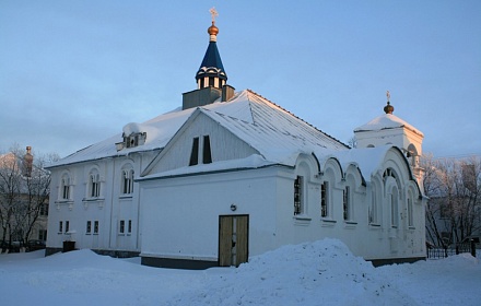 Iglesia de San Miguel Arcángel en la ciudad de Vorkuta