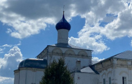 Церковь Похвалы Пресвятой Богородицы с трапезной и настоятельскими покоями