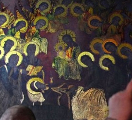 Das Wunder der Erneuerung von Ikonen und Fresken