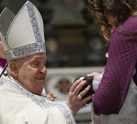 Papa Francisco: El bautismo es un "nuevo cumpleaños" y la fe el "mayor regalo" para los niños
