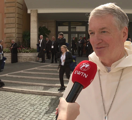 Arzobispo australiano: El Sínodo sobre la Sinodalidad no puede "reinventar la fe católica