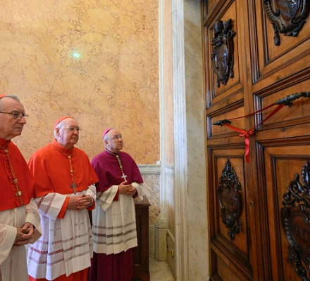 Pope Francis’ death: Vatican holds first step in papal funeral rites