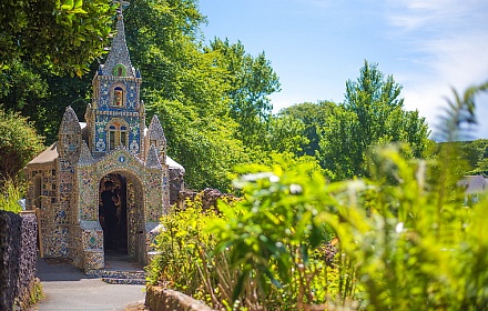 Pequeña capilla de San Andrés en la isla de Guernsey