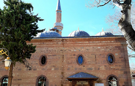 Mezquita Kubbeli en Ismetpasha mahalla