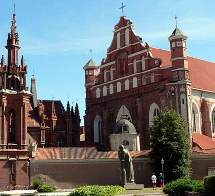 In Lituania, i credenti possono nuovamente assistere alla messa la domenica