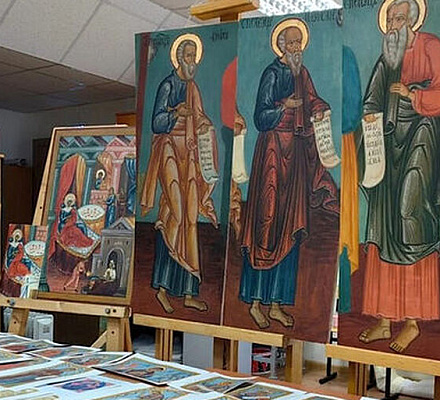 Иконописцы ПСТГУ полностью воссоздали иконостас сгоревшей Успенской церкви в Кондопоге