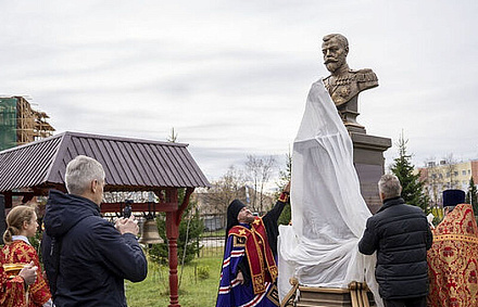 Памятник Николаю II открыли в Нарьян-Маре
