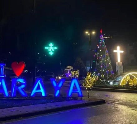 Un grupo de vándalos ataca un belén en el Líbano