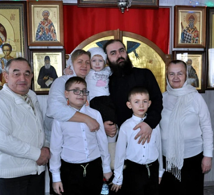 Catholic-Orthodox families prepare with joy to celebrate shared Easter date