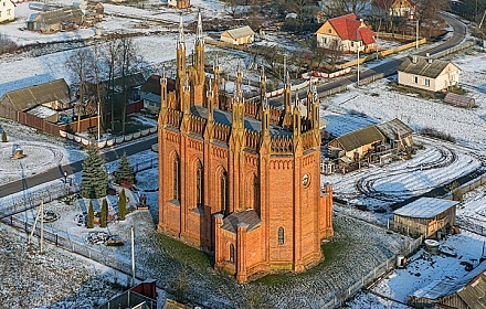 Iglesia de la Asunción de la Santísima Virgen María en Sarya (Bielorrusia)