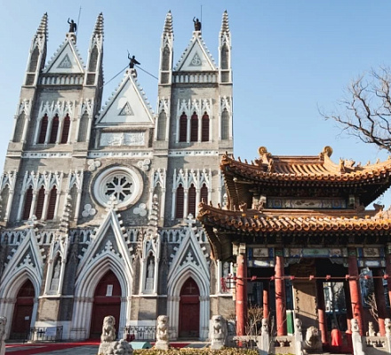 Consagración en Pekín de un obispo aprobado por el Vaticano días después de la renovación del acuerdo con China