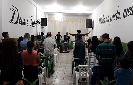 Igreja Pentecostal Árvore da Vida