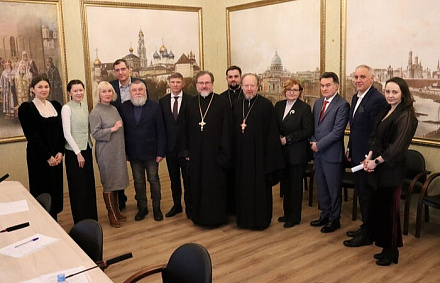 Состоялось первое заседание объединенной рабочей группы Синодальной комиссии по биоэтике и Технического комитета 164 «Искусственный интеллект» по вопросам предотвращения угроз негативного влияния ИИ на духовно-нравственные ценности