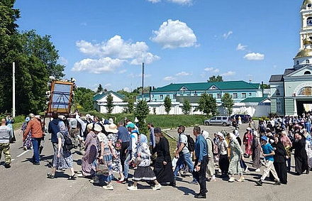 В Нижегородской епархии начался крестный ход с Владимирской Оранской иконой Божией Матери