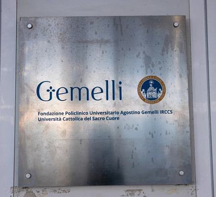 LIVE UPDATES: Pope Francis resting on Thursday morning, continues treatment