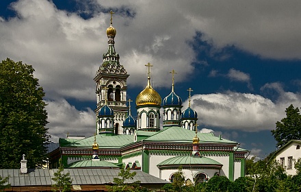 Chiesa ortodossa di San Nicola nel cimitero di Rogozhskoye a Mosca