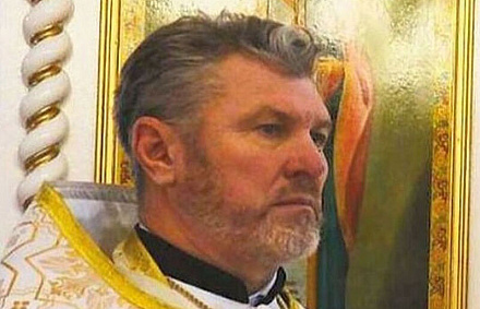 Под удар украинского БПЛА попал настоятель храма в Пологах Запорожской области протоиерей Виктор Дмитриенко