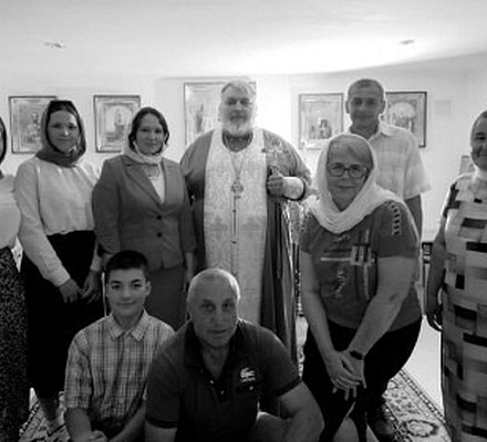 При попытке выхода из зоны боевых действий погибли клирик Горловской епархии протоиерей Владимир Шутов с супругой