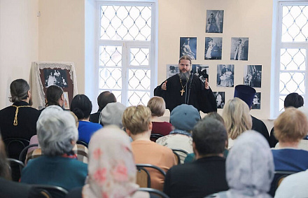 Выставка фотографий Царской семьи открылась в Волоколамском кремле