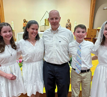 Virginia teen’s Catholic school journey inspires whole family’s conversion