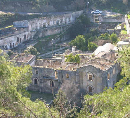 I santuari cristiani di Cipro del Nord cadono in rovina