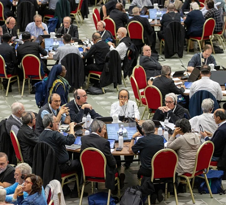 Análisis: Un obispo chino toma la palabra por primera vez en el Sínodo sobre la Sinodalidad