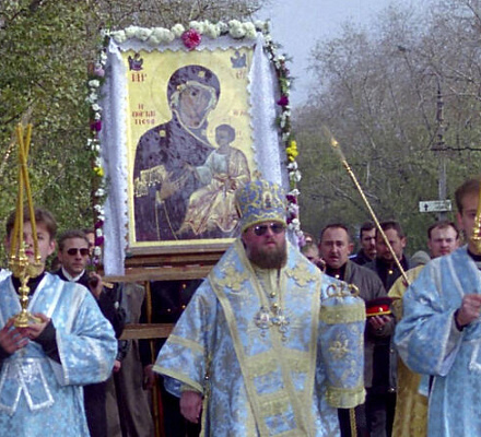 В пределах Донецкой епархии состоится крестный ход с главной святыней Свято-Иверского монастыря